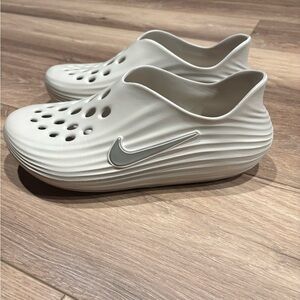 Nike ReactX Rejuven8 clogs